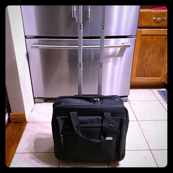 Targus Other - Targus Wheeled Laptop Bag